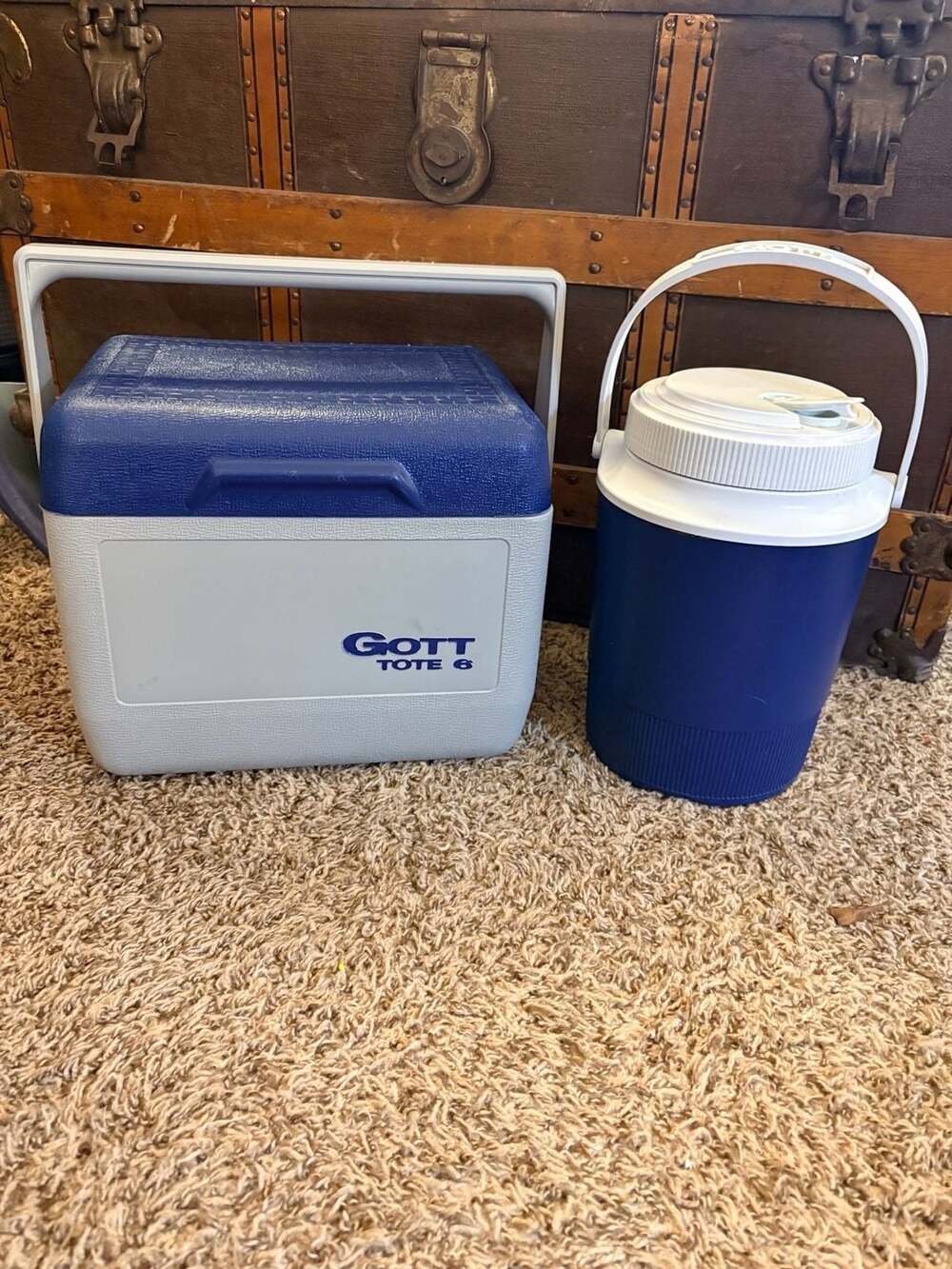 Vintage Gott Tote 6 Cooler & 1/2 Gallon Thermal Jug Set - Blue/White